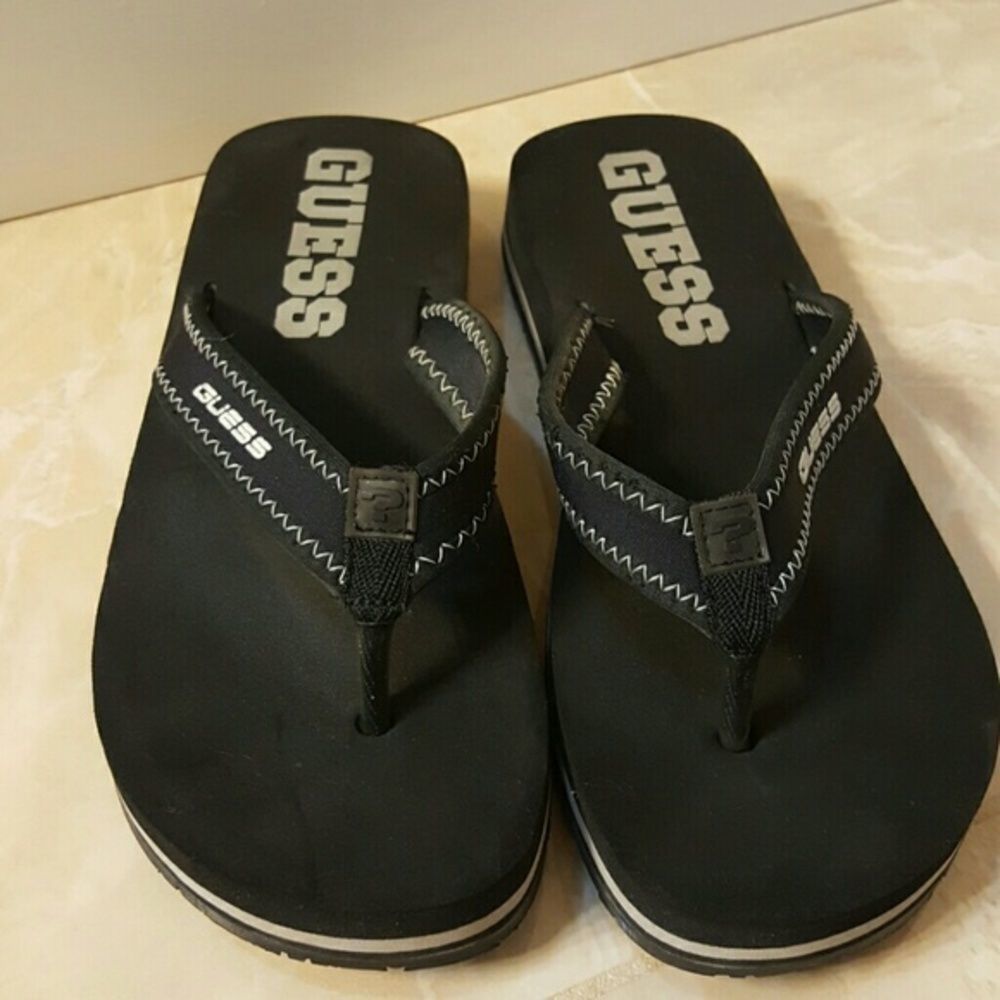 Guess Flip Flops